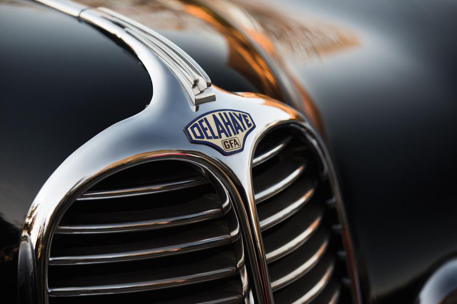 Детали экстерьера Delahaye 135 M Cabriolet par Portout 1949 года  (фото 19 из 25)